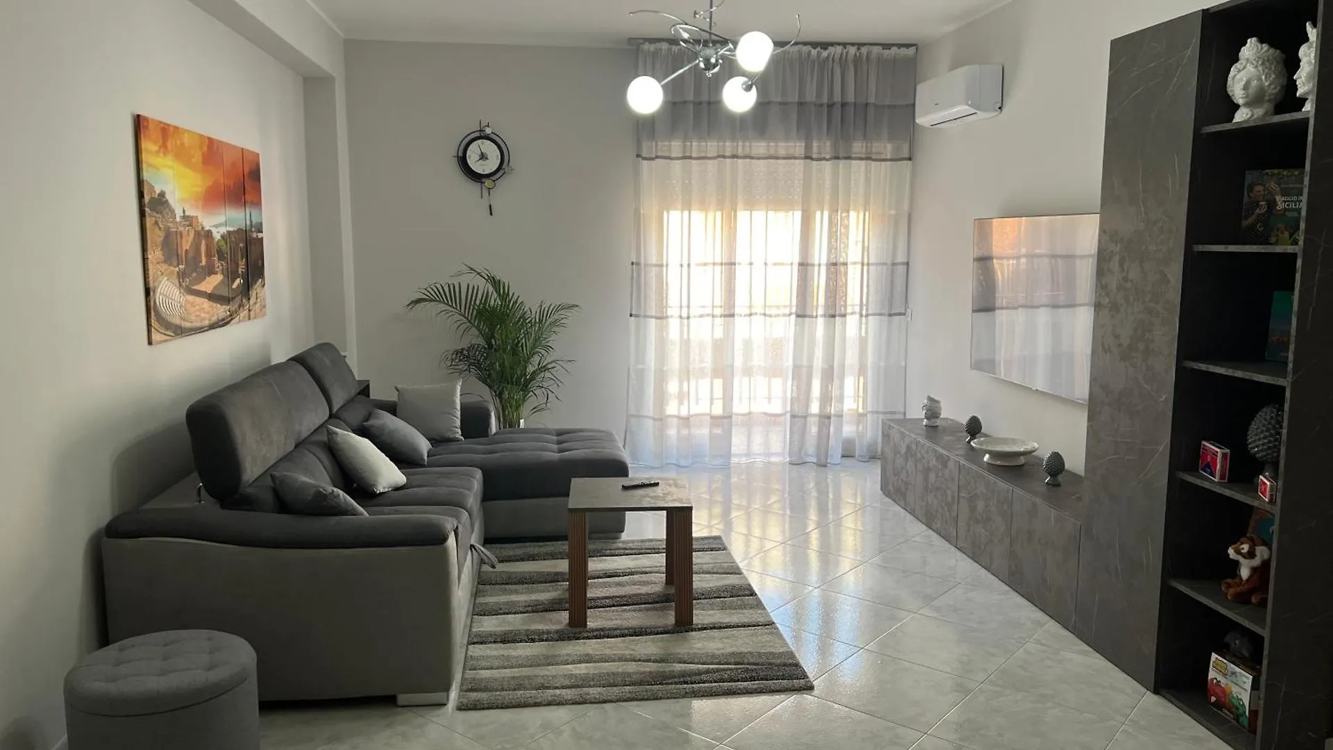 Holiday House Ice Honey Calatabiano Apartment