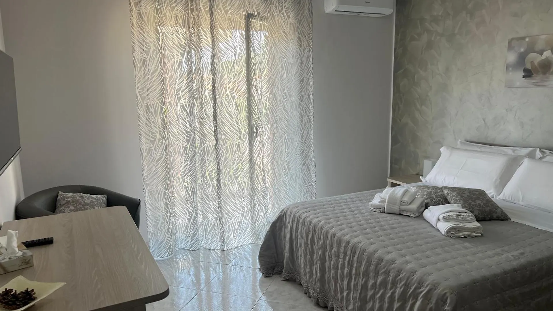 Apartment Holiday House Ice Honey Calatabiano Italy